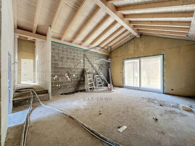 Luxurious 4-Bedroom Apartment in Mex-Suisse image 3