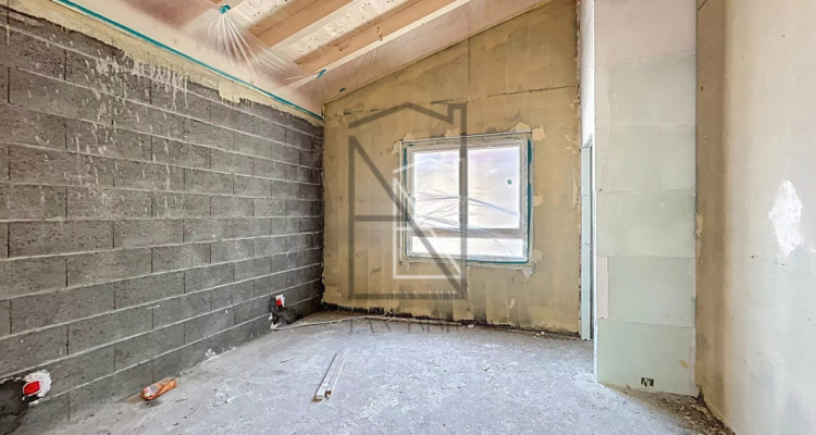 Luxurious 4-Bedroom Apartment in Mex-Suisse image 10