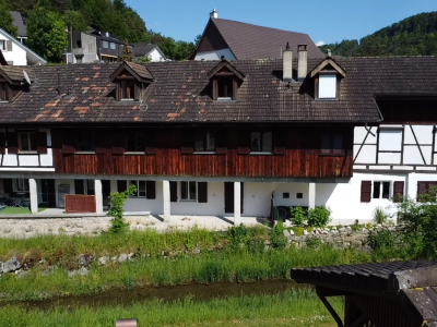 Proche de Bâle immeuble de rendement entièrement rénové de 6 appartements 7 places de parking pas de vacants. image 6