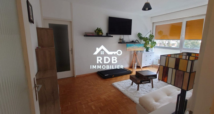 Appartement de 3 pièces au 2ème étage situé à Genève 1202 image 2