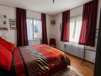 Grande maison avec jardin sur Martigny ! Terrain constructible !  image 8