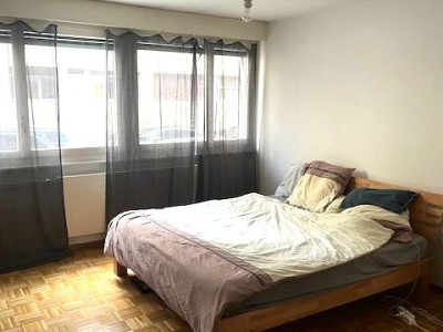 Très grand 3.5 pièces à 50m du Lac et des Bains des Pâquis image 4