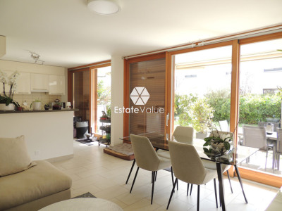 Apartment 4 rooms with a 480 m² garden. image 3