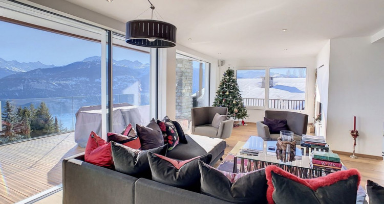 Splendide chalet et sa vue perpétuelle image 2