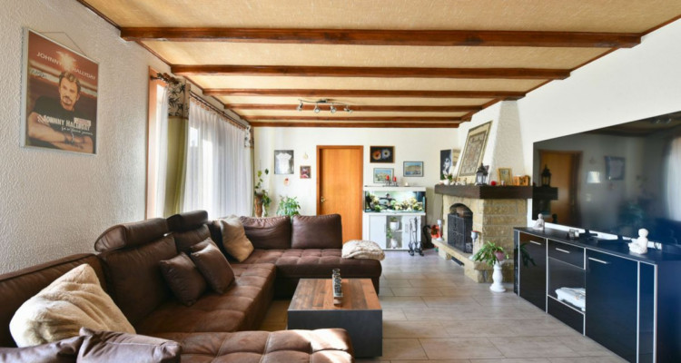 Spacieuse maison individuelle à Saint-Imier image 1