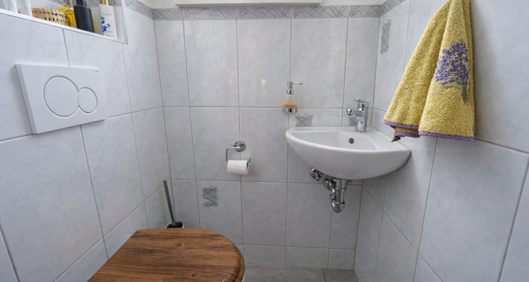 Spacieuse maison individuelle à Saint-Imier image 8