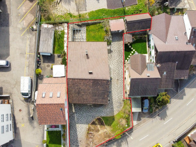 Freistehendes Mehrfamilienhaus mit 3 Wohnungen & Studio in Füllinsdorf image 12