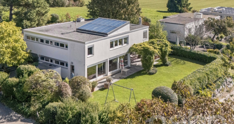 Einfamilienhaus mit Aussenpool  und viel Privatsphäre - Nähe Zürich image 4