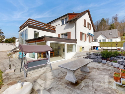 Freistehendes Einfamilienhaus mit grossem Grundstück in Würenlos image 2