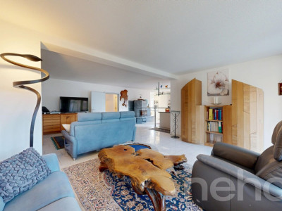 Freistehendes Einfamilienhaus mit grossem Grundstück in Würenlos image 5