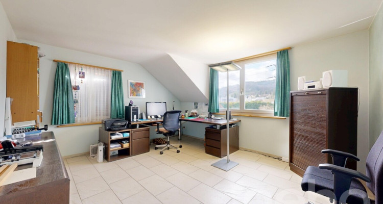 Freistehendes Einfamilienhaus mit grossem Grundstück in Würenlos image 11