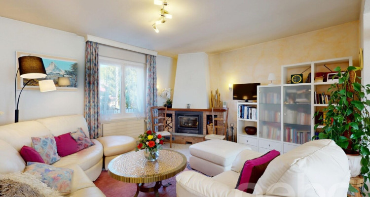 Spacieuse villa au fort potentiel, calme, avec appartement indépendant image 4