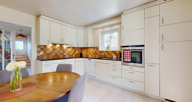 Grande maison individuelle au calme absolu à Cugy image 4