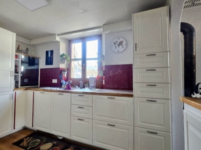 Charmante maison villageoise contiguë à Fleurier. image 5