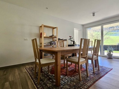  Villa  contigüe située dans un agréable quartier prisé de Fleurier image 5