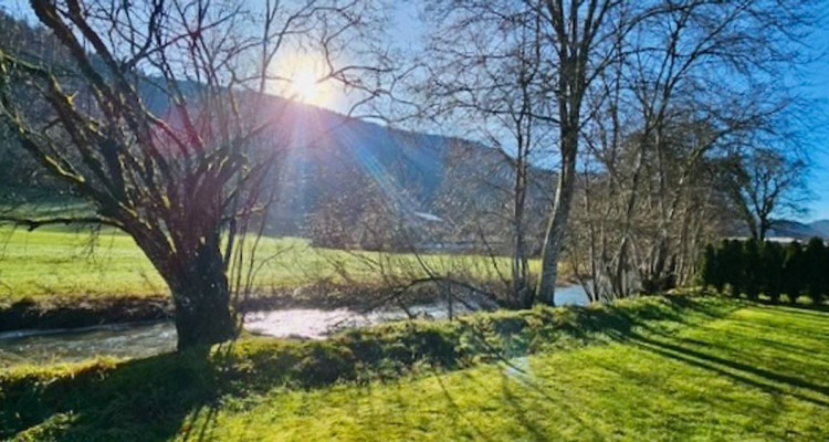  Villa  contigüe située dans un agréable quartier prisé de Fleurier image 2