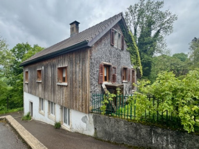 En exclusivité: Maison individuelle, à rénover aux Brenets image 1
