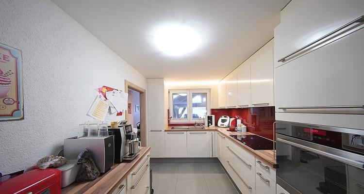 Belle et spacieuse villa au calme et proche de Nyon image 4