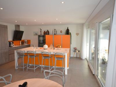 APPARTEMENT 4.5 PIÈCES AVEC BALCON image 2