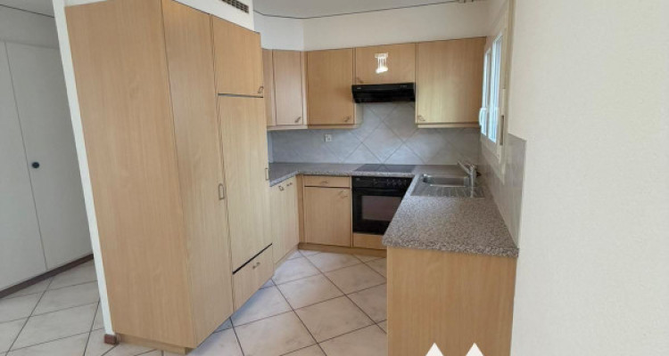 À louer - Appartement 4.5 pièces idéalement situé à Conthey image 4