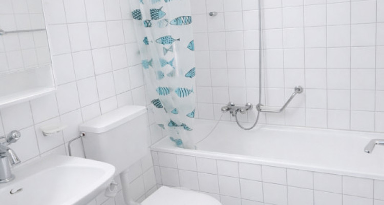 Sierre – Charmant studio d’env. 42m2 avec balcon – Proche hôpital image 4