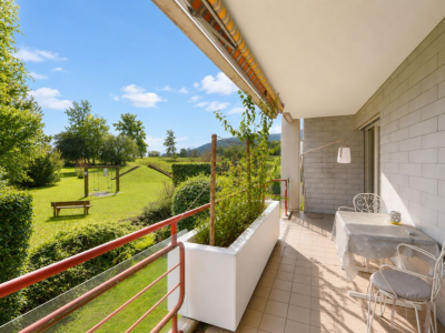 Appartement lumineux avec vue sur la verdure à Colombier image 7