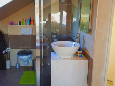 Appartement en triplex avec bureau, au cœur des vignobles et des pommiers  image 8