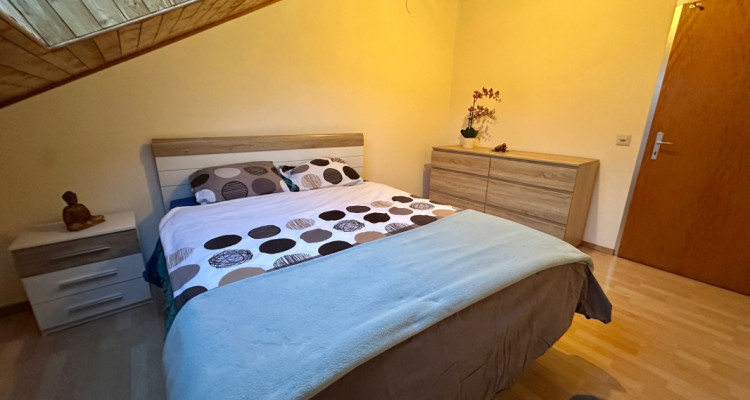 Chambre meublée, cosy et confortable image 1