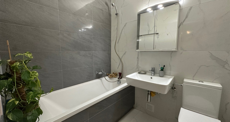 Chambre meublée, cosy et confortable image 4