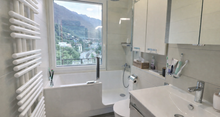 Superbe appartement en viager occupé sans rente Vue Exceptionnelle sur le Lac à Territet (VD) image 12