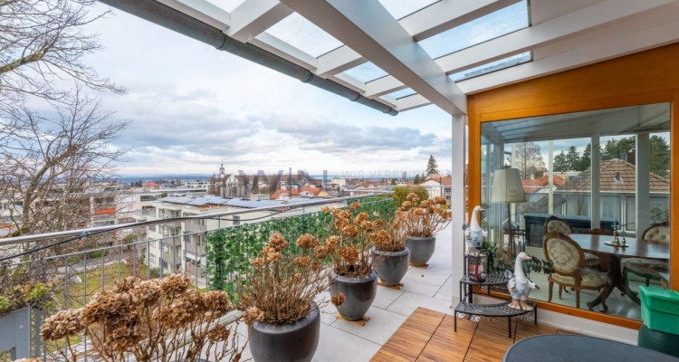 Ein Zuhause über den Dächern der Stadt image 11