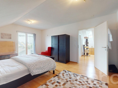 Lichtdurchflutetes 6.5-Zimmerhaus an ruhiger Lage mit viel Platz image 2