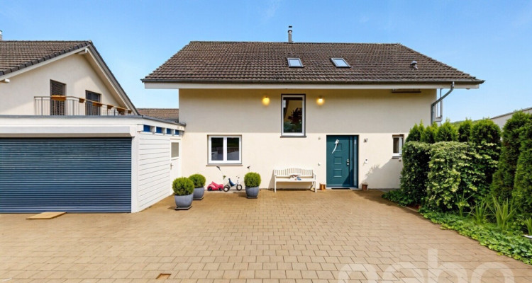 Lichtdurchflutetes 6.5-Zimmerhaus an ruhiger Lage mit viel Platz image 3