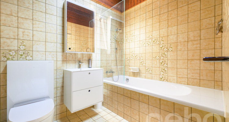 Exklusives EFH in Grabs mit Naturpool & viel Privatsphäre image 11