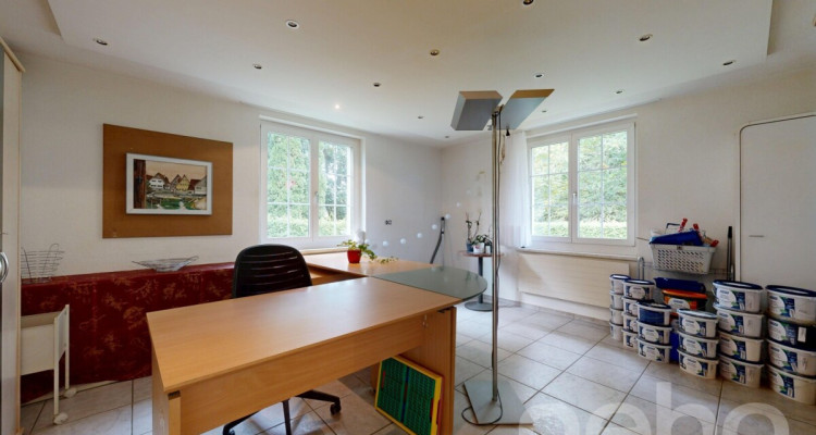 Freistehendes 5.5-Zimmer Einfamilienhaus mit Garten image 10