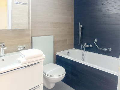 EXCLUSIVITE  Magnifique 3.5 P rénové , centre village, Ski-in Ski-out  image 7