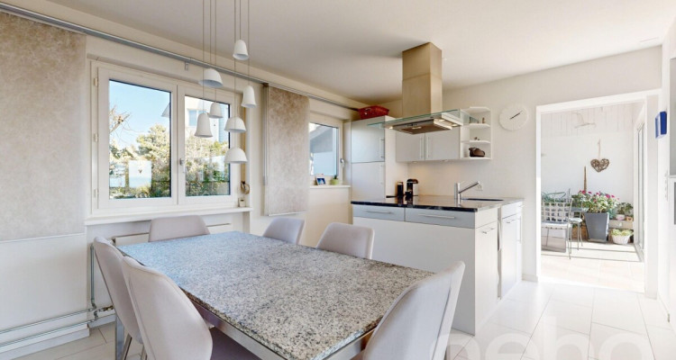 Paradiesisches 5.5-Zimmer-Einfamilienhaus mit Einliegerwohnung image 3