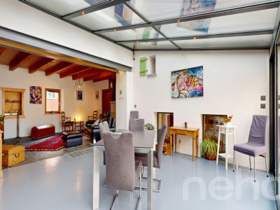 Rare ! Grande Maison villageoise rénovée avec Carnotzet image 4