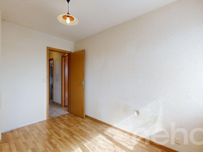 Maison mitoyenne dans un quartier familial avec jardin image 8