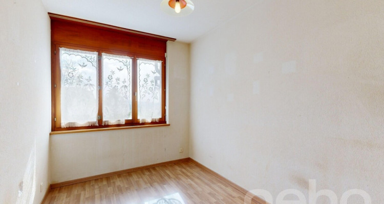 Maison mitoyenne dans un quartier familial avec jardin image 12