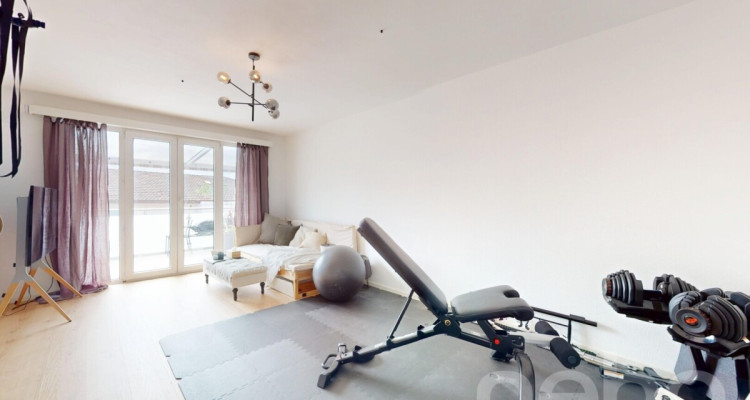 Grosszügige 6.5 Zi-Wohnung auf eigener ganzer Etage! image 8