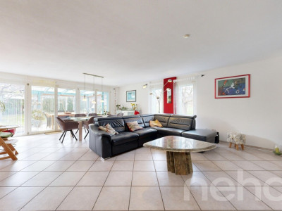 Freistehendes Einfamilienhaus mit sonnigem Garten und Wintergarten image 7