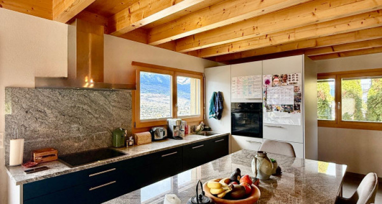 MAGNIFIQUE VILLA MODERNE DE 4.5 PCS AVEC VUE PANORAMIQUE ! SALINS  image 5