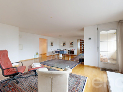 Ideale Wohnlage auf der Breite mit Terrasse und Balkon image 4