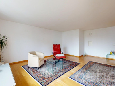 Ideale Wohnlage auf der Breite mit Terrasse und Balkon image 5