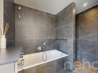 Hochwertige 4.5-Zimmerwohnung mit Wintergarten image 9