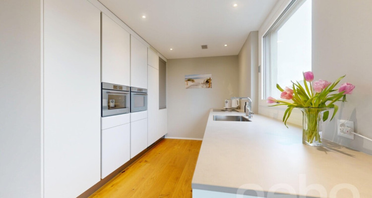 Hochwertige 4.5-Zimmerwohnung mit Wintergarten image 4