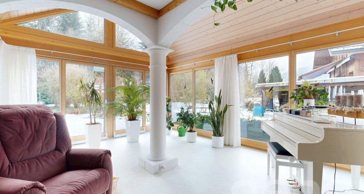 Gepflegtes Einfamilienhaus mit Garten, Ruhe und direktem Waldanschluss image 4