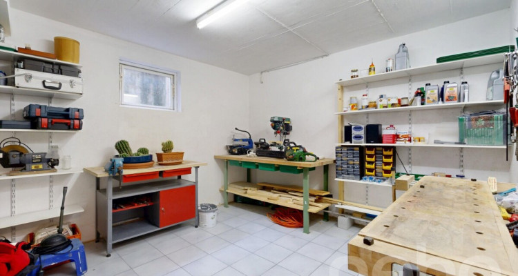 Gepflegtes Einfamilienhaus mit Garten, Ruhe und direktem Waldanschluss image 10