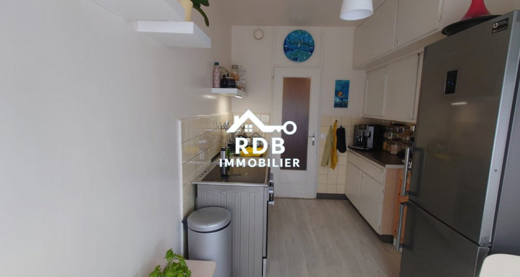 Appartement de 3 pièces au 2ème étage situé à Genève 1202 image 4